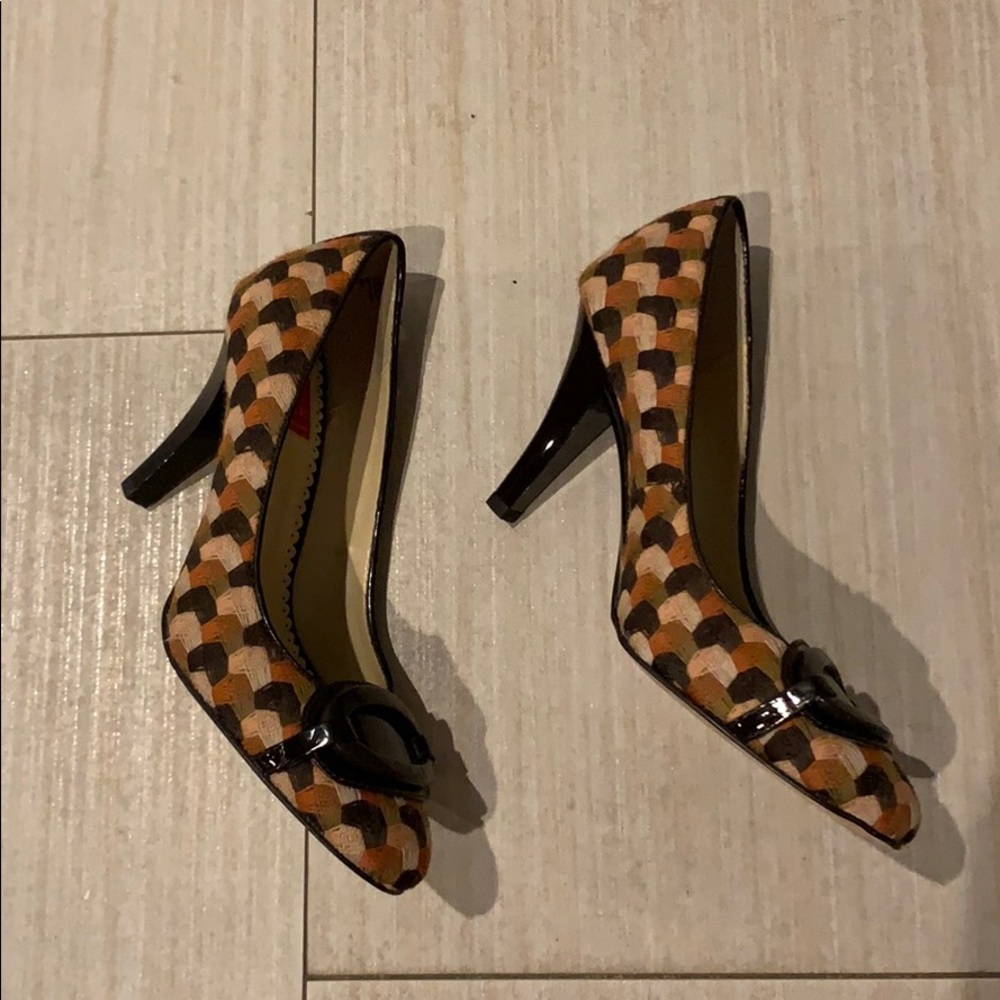 Oscar by Oscar de la Renta Knit heels